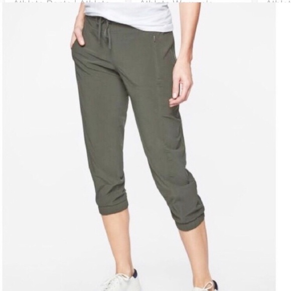 Athleta Pants - 🛑SOLD Athleta La Viva Olive Green Capri Pants